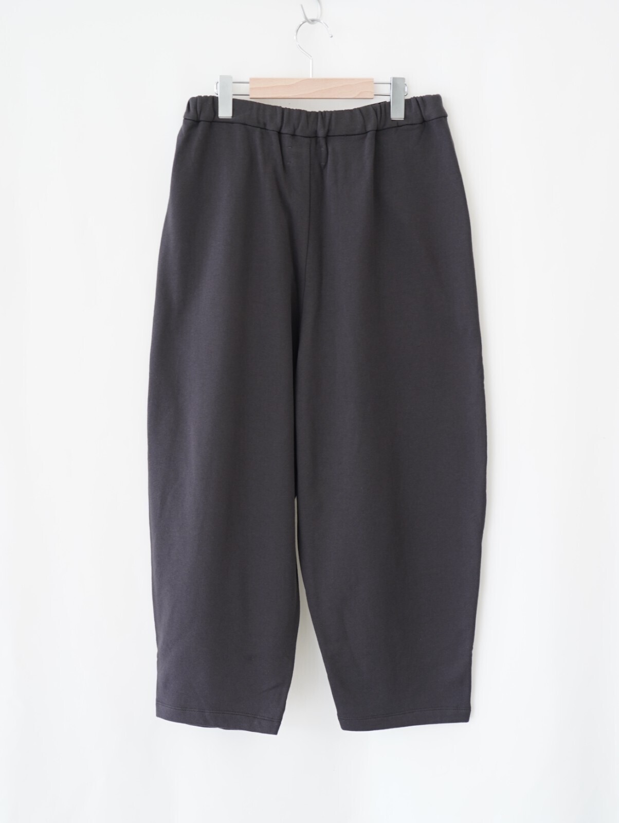 WONDER ROOM 女士 & 男士 sweat slacks “FRIEND” (25AW) 圖片6