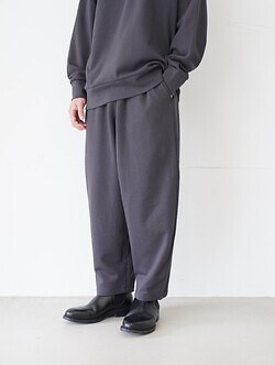 WONDER ROOM WOMENS & MENS sweat slacks “FRIEND” (25AW) IMAGE13