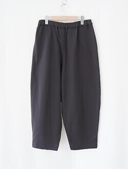 WONDER ROOM WOMENS & MENS sweat slacks “FRIEND” (25AW) IMAGE15