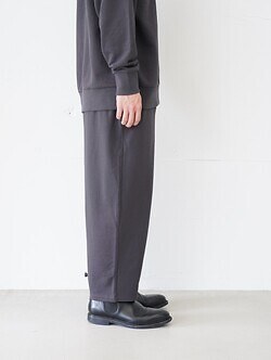 WONDER ROOM WOMENS & MENS sweat slacks “FRIEND” (25AW) IMAGE11