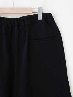 WONDER ROOM WOMENS & MENS sweat shorts “FRIEND” (25AW) IMAGE9