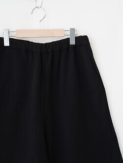 WONDER ROOM WOMENS & MENS sweat shorts “FRIEND” (25AW) IMAGE6