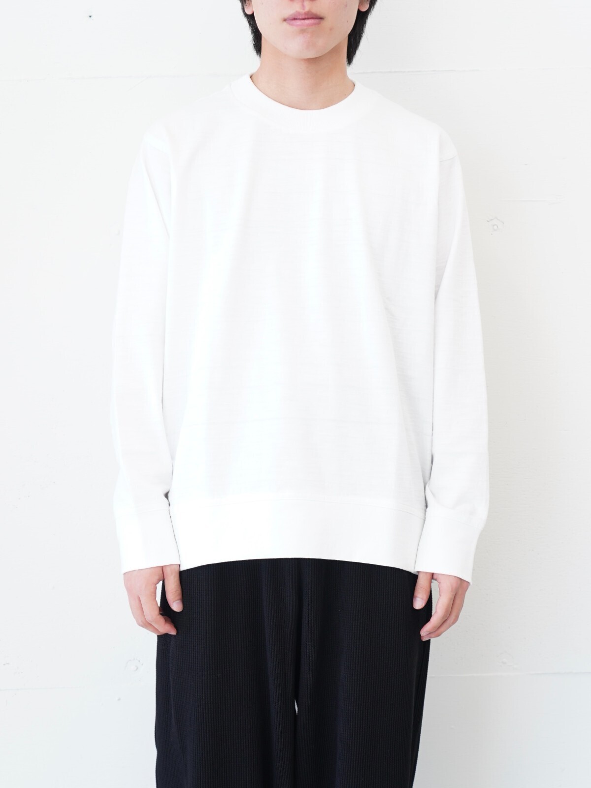 WONDER ROOM WOMENS & MENS l/s crewneck tee (25AW) IMAGE1