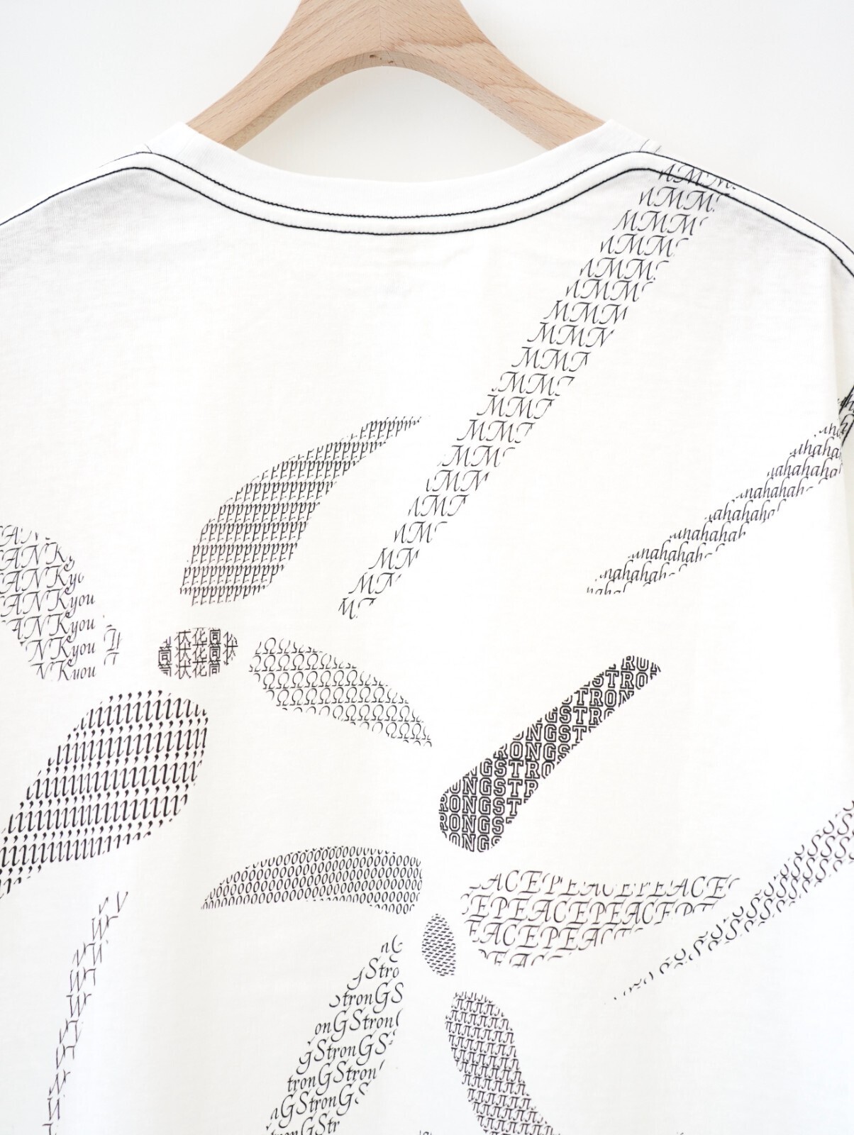 KHOKI 女士 & 男士 Printed T-shirt 图片19