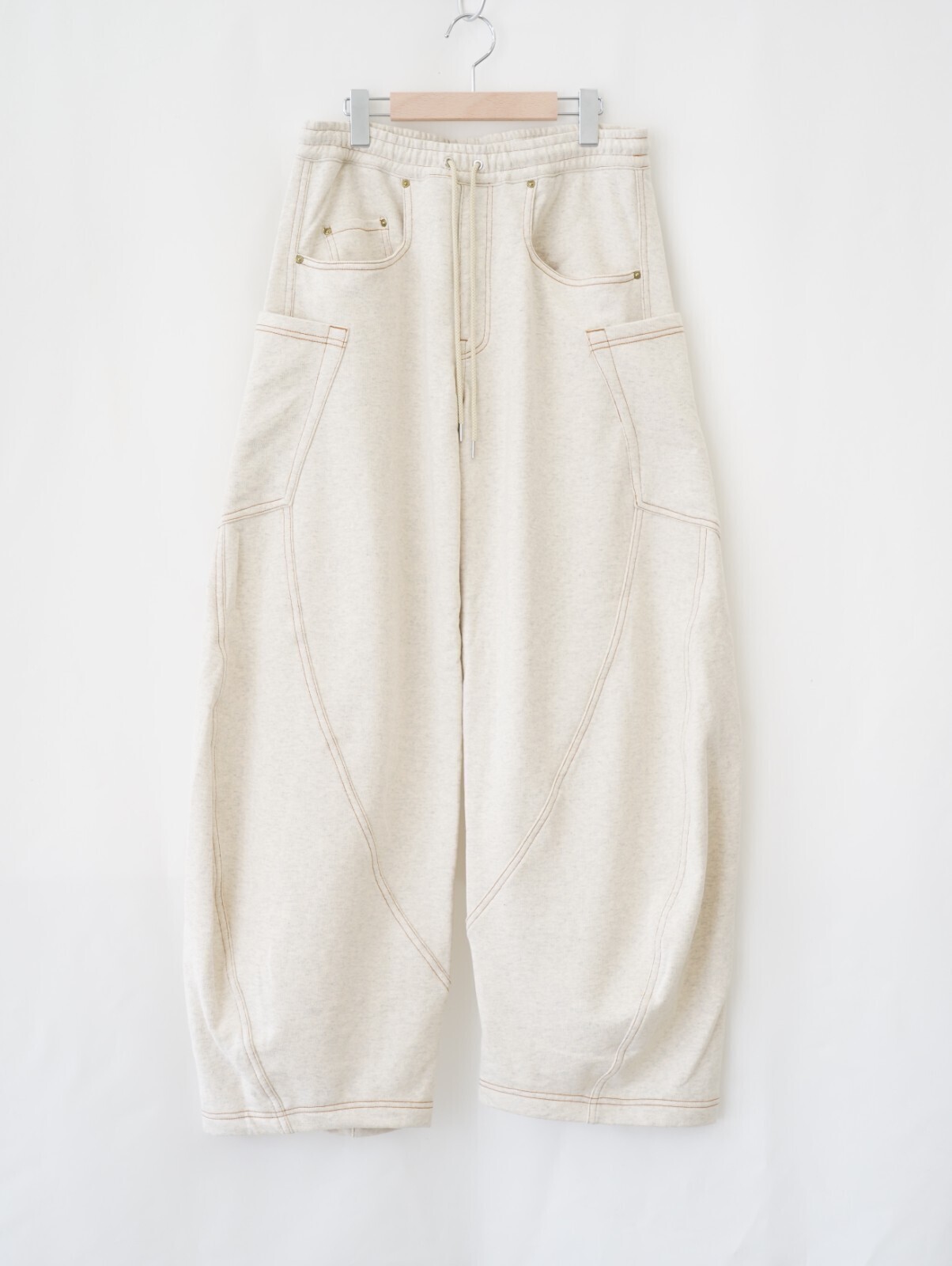 KHOKI MENS 3D cutting sweat pants IMAGE5