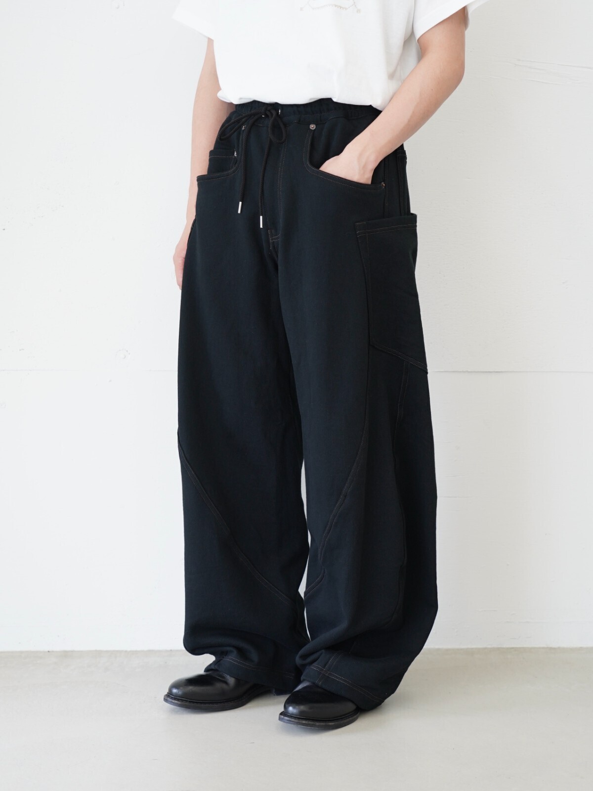 KHOKI MENS 3D cutting sweat pants IMAGE13