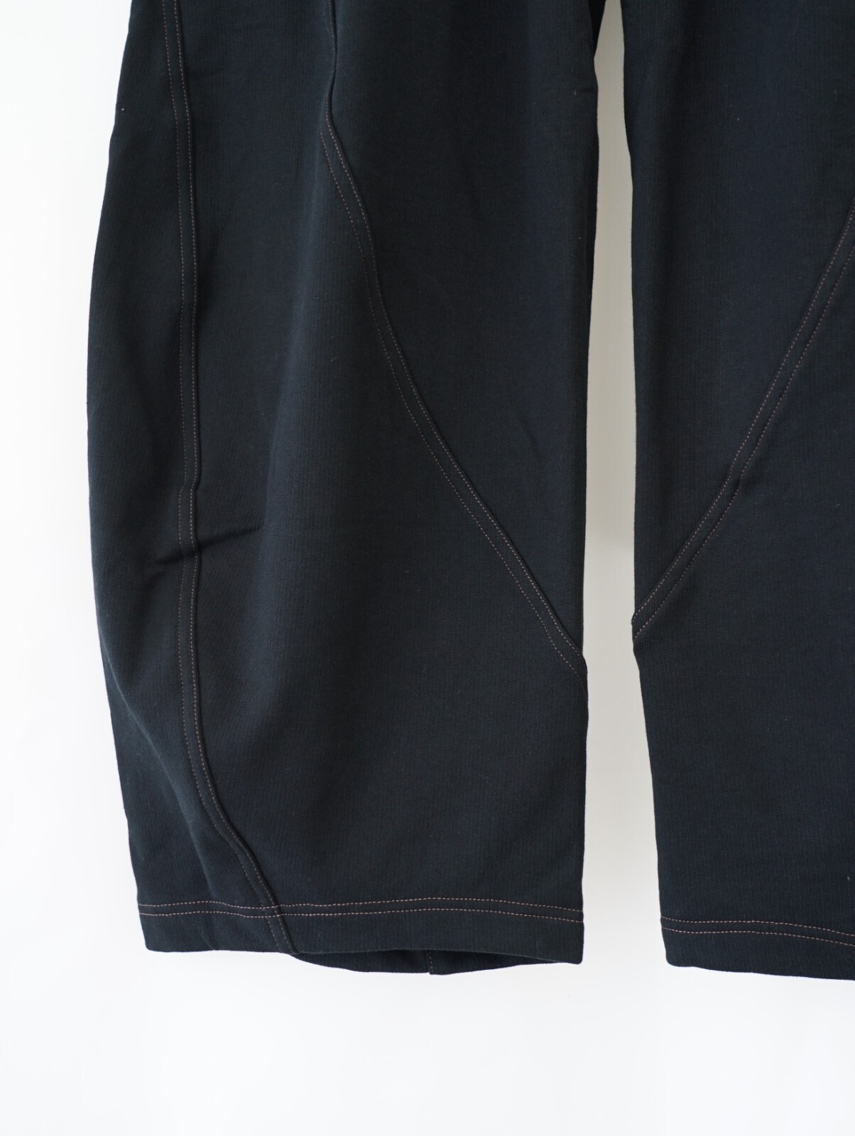 KHOKI MENS 3D cutting sweat pants IMAGE16