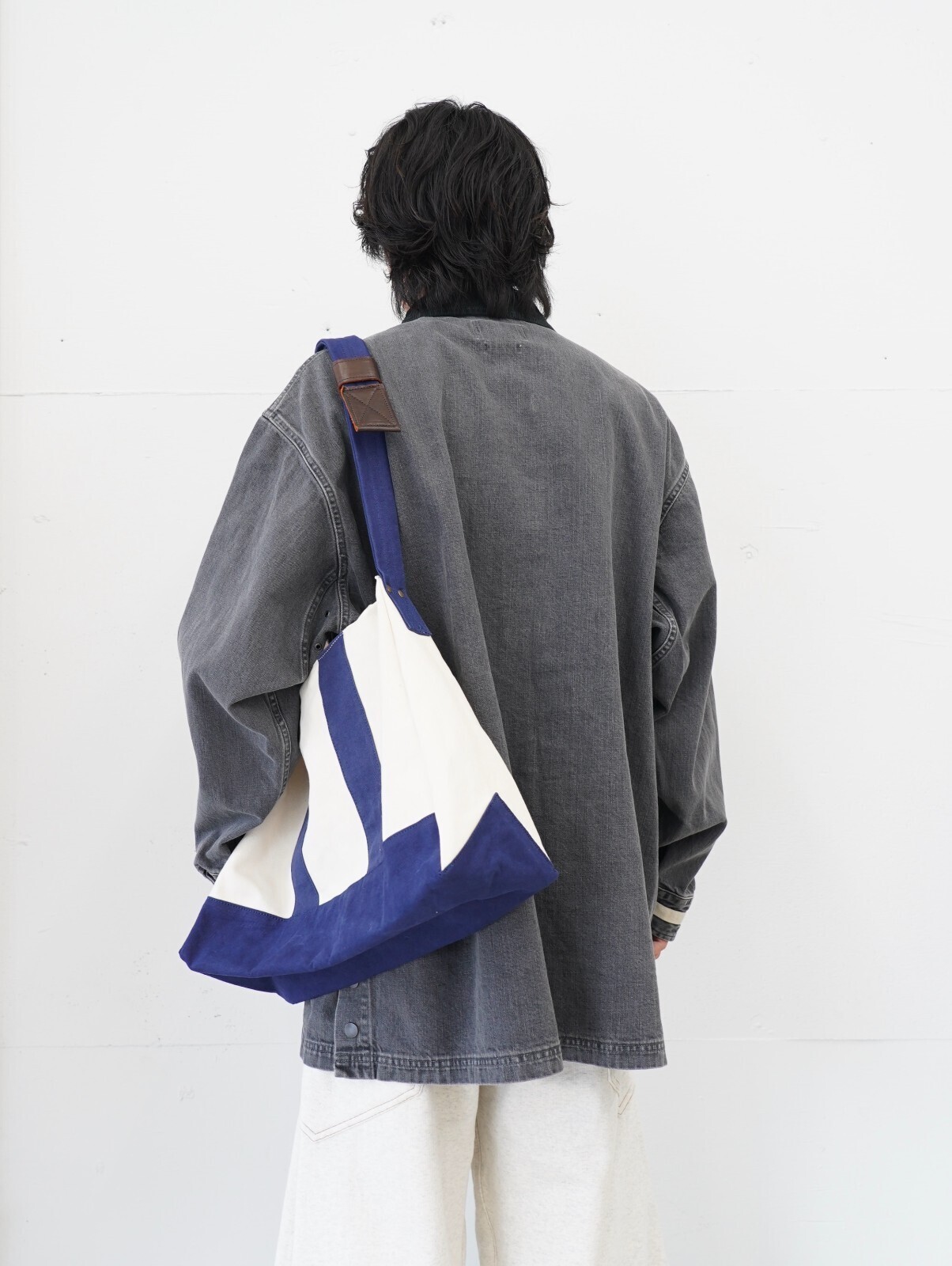 KHOKI 女士 & 男士 3D cutting messenger bag 圖片11