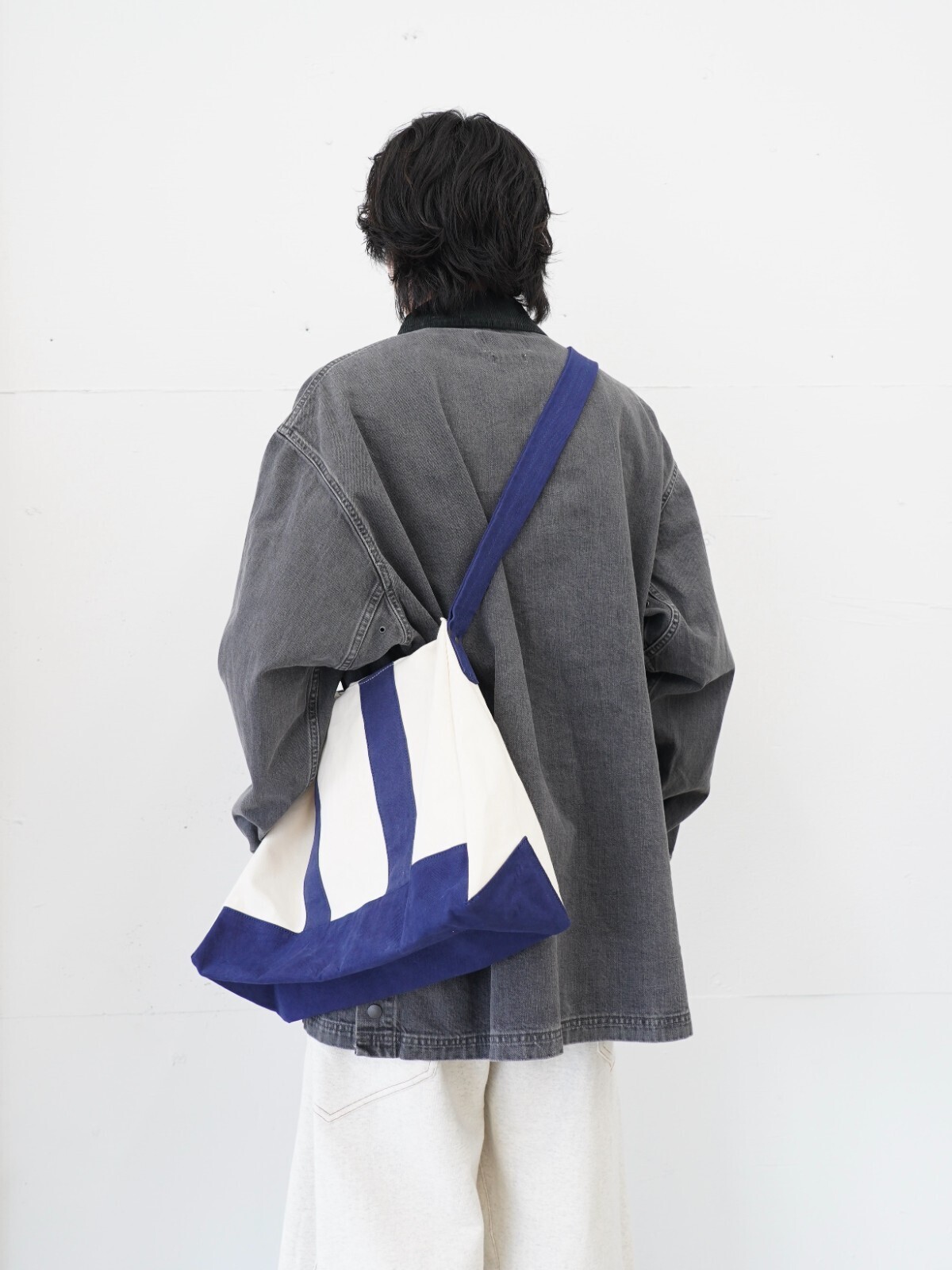KHOKI 女士 & 男士 3D cutting messenger bag 圖片8