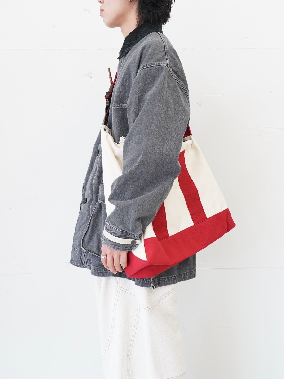 KHOKI 女士 & 男士 3D cutting messenger bag 圖片24