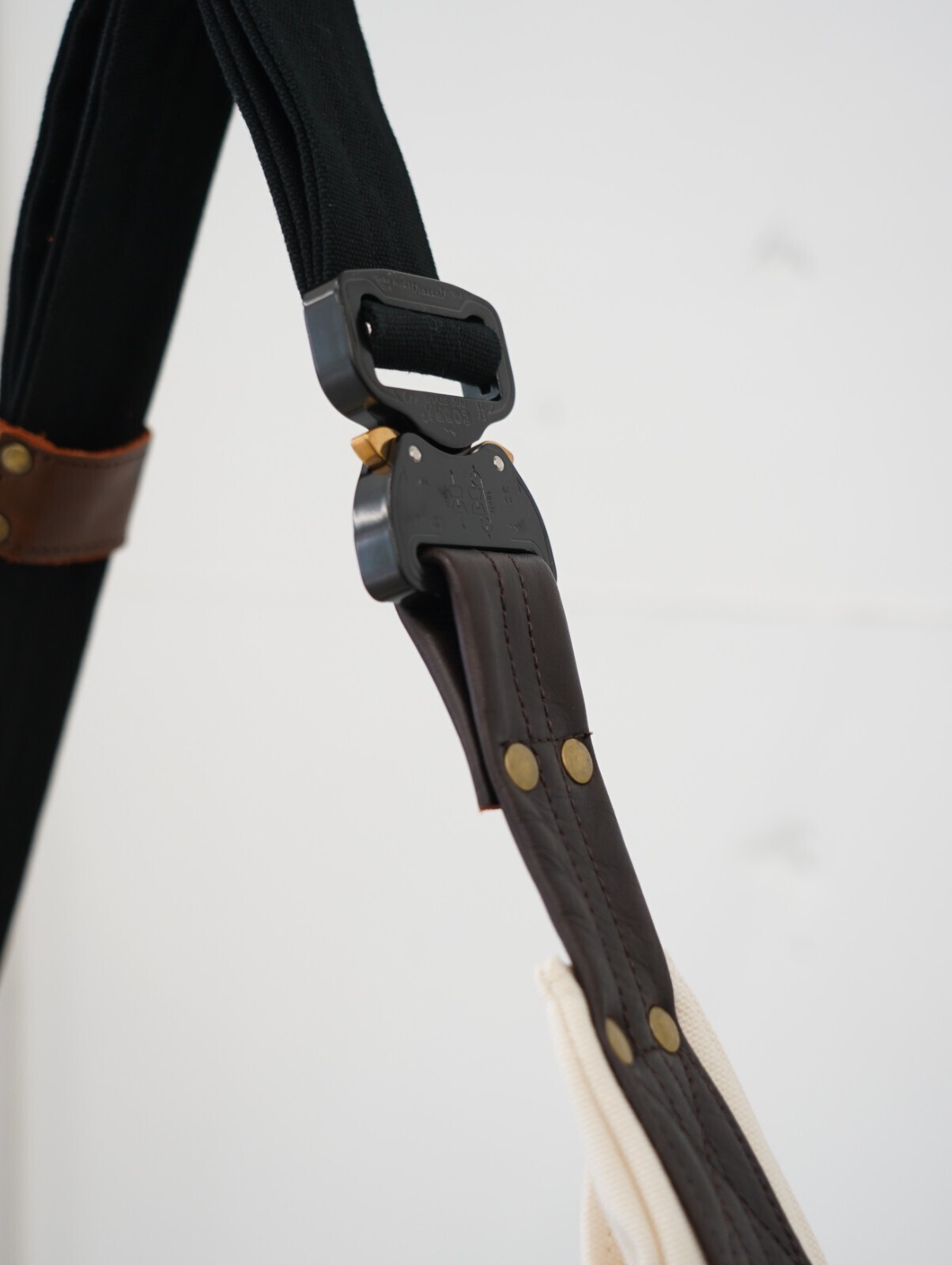 KHOKI 女士 & 男士 3D cutting messenger bag 圖片28