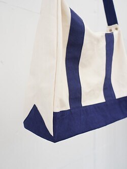 KHOKI 女士 & 男士 3D cutting messenger bag 圖片16