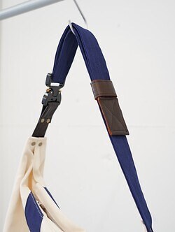 KHOKI 女士 & 男士 3D cutting messenger bag 圖片17