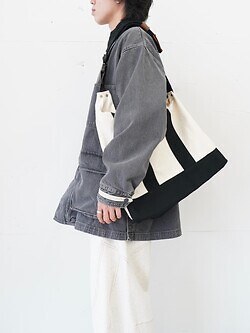 KHOKI 女士 & 男士 3D cutting messenger bag 圖片10