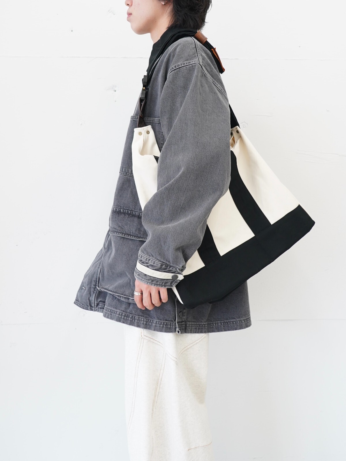 KHOKI 女士 & 男士 3D cutting messenger bag 圖片35