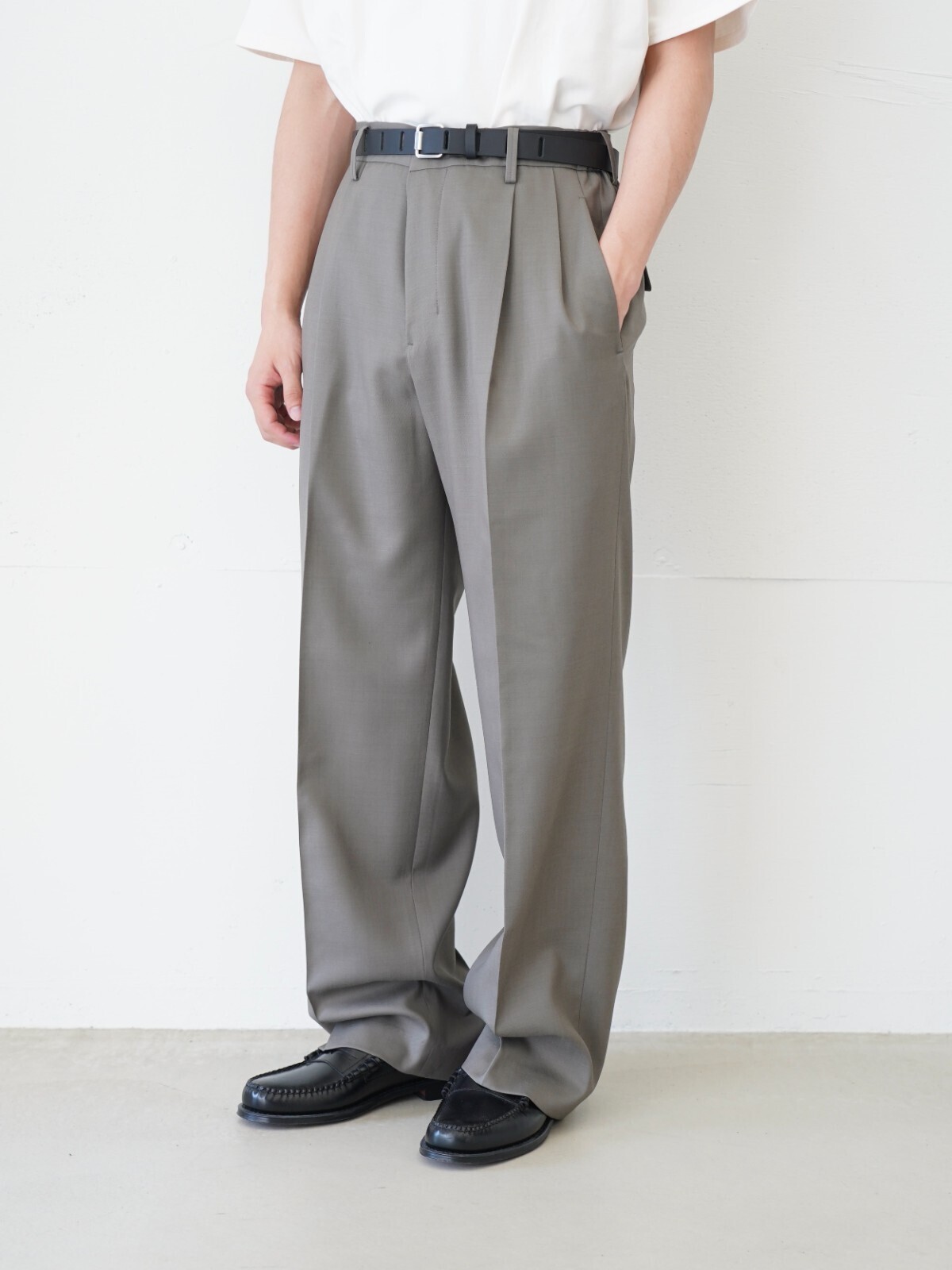 IRENISA MENS TWO TUCKS WIDE TROUSERS (25AW) IMAGE15