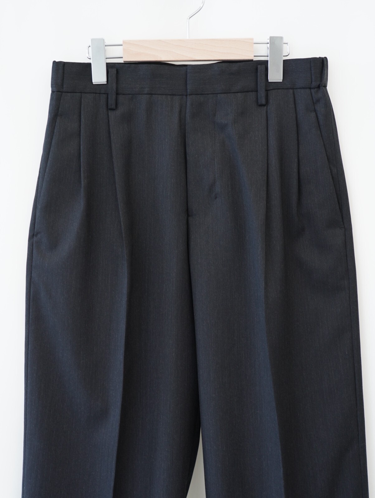 IRENISA MENS TWO TUCKS WIDE TROUSERS (25AW) IMAGE8