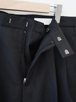 IRENISA 男士 TWO TUCKS TAPERED TROUSERS 图片6
