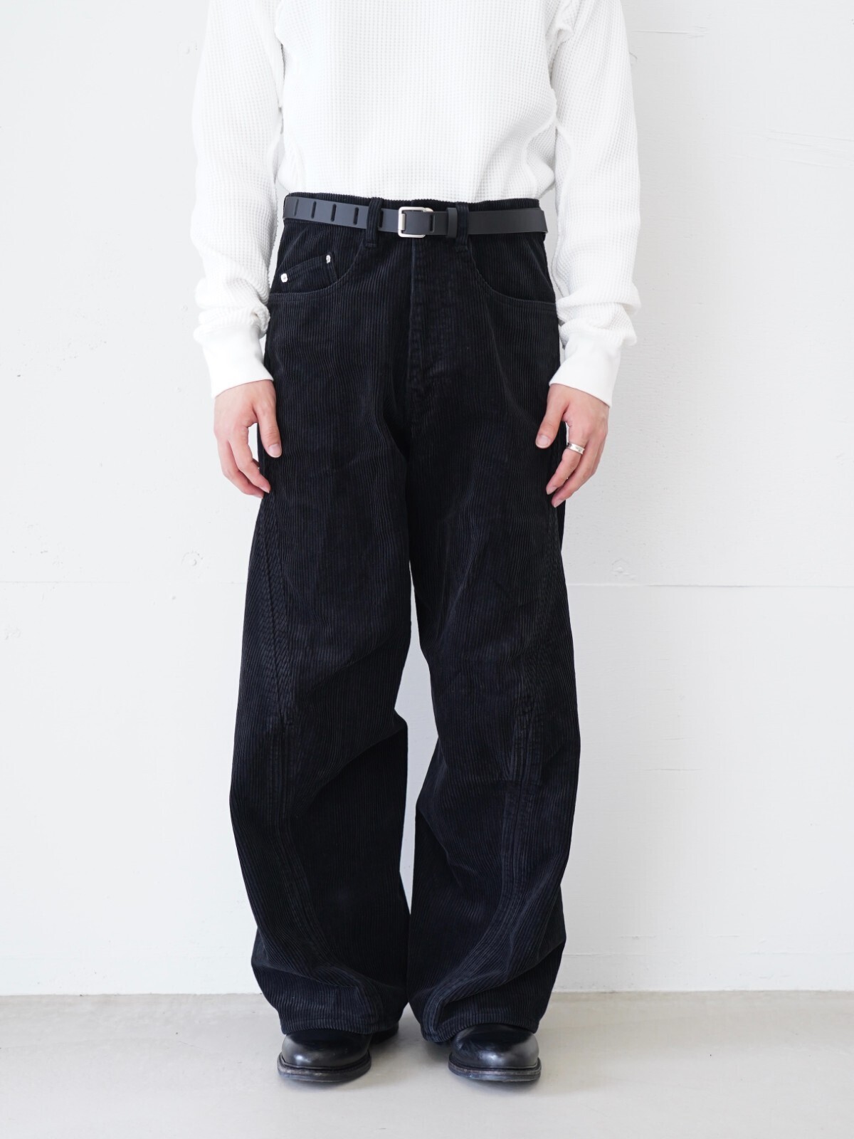 NVRFRGT 男士 3D TWISTED WIDE LEG 5P PANTS 圖片1