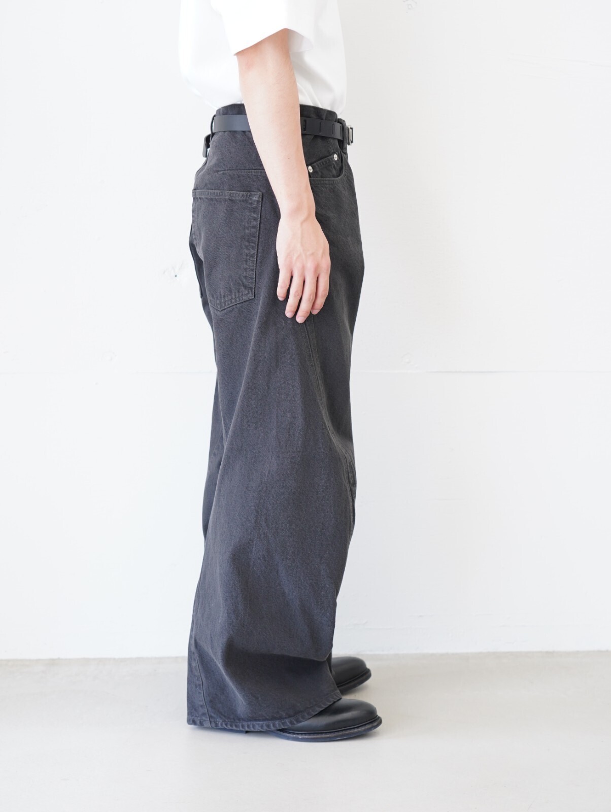 NVRFRGT 男士 3D TWISTED WIDE LEG JEANS 圖片2