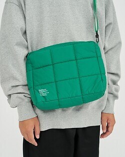 FreshService 여성 & 남성 QUILTED CUBE BAG_L (25AW) 이미지6