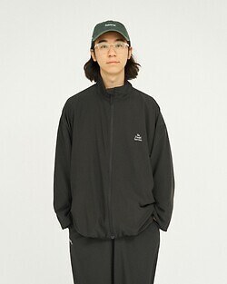 FreshService WOMENS & MENS UTILITY PACKABLE SUIT (25AW) IMAGE3