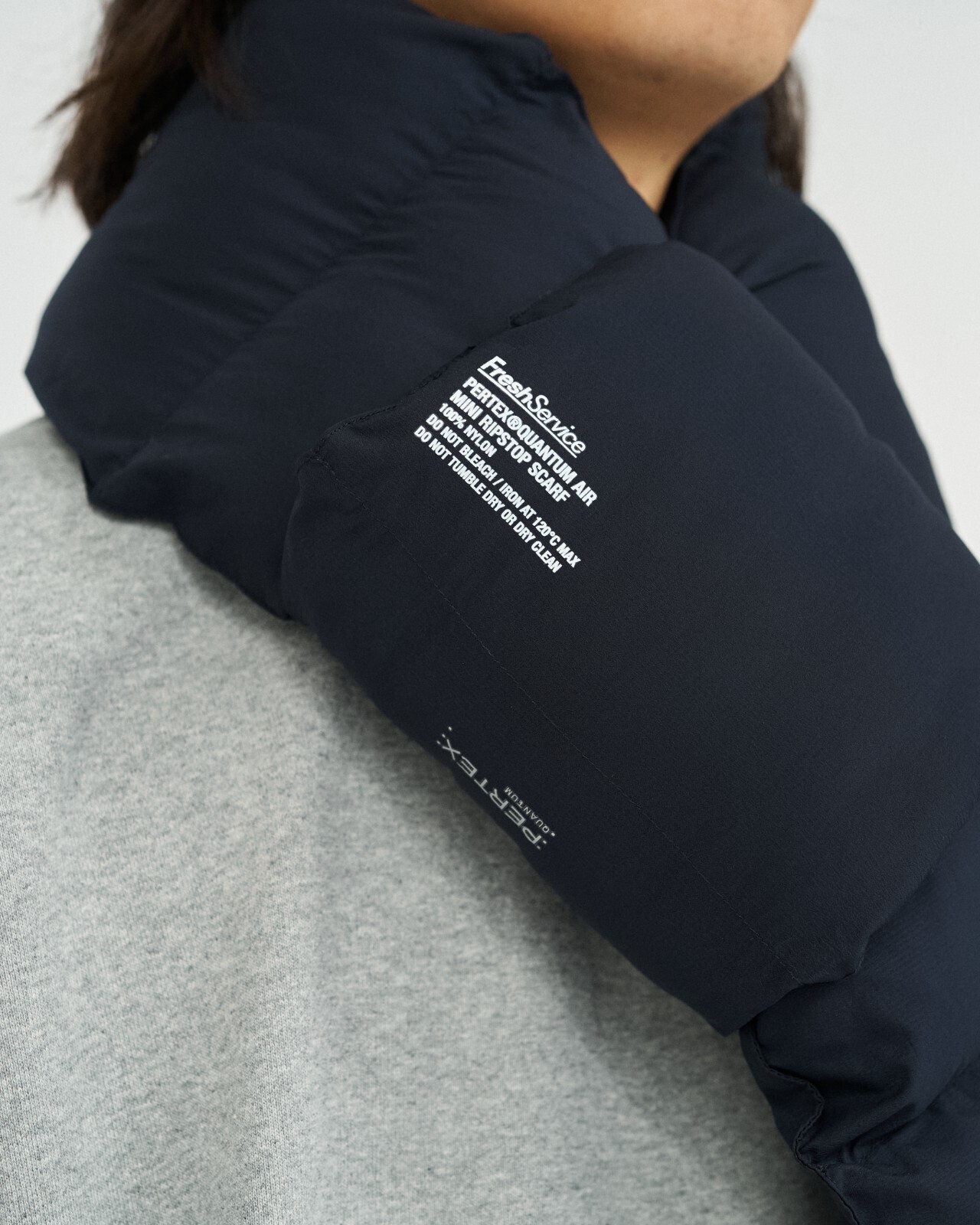 フレッシュサービス レディース & メンズ PERTEX® QUANTUM AIR ミニリップストップスカーフ 画像3