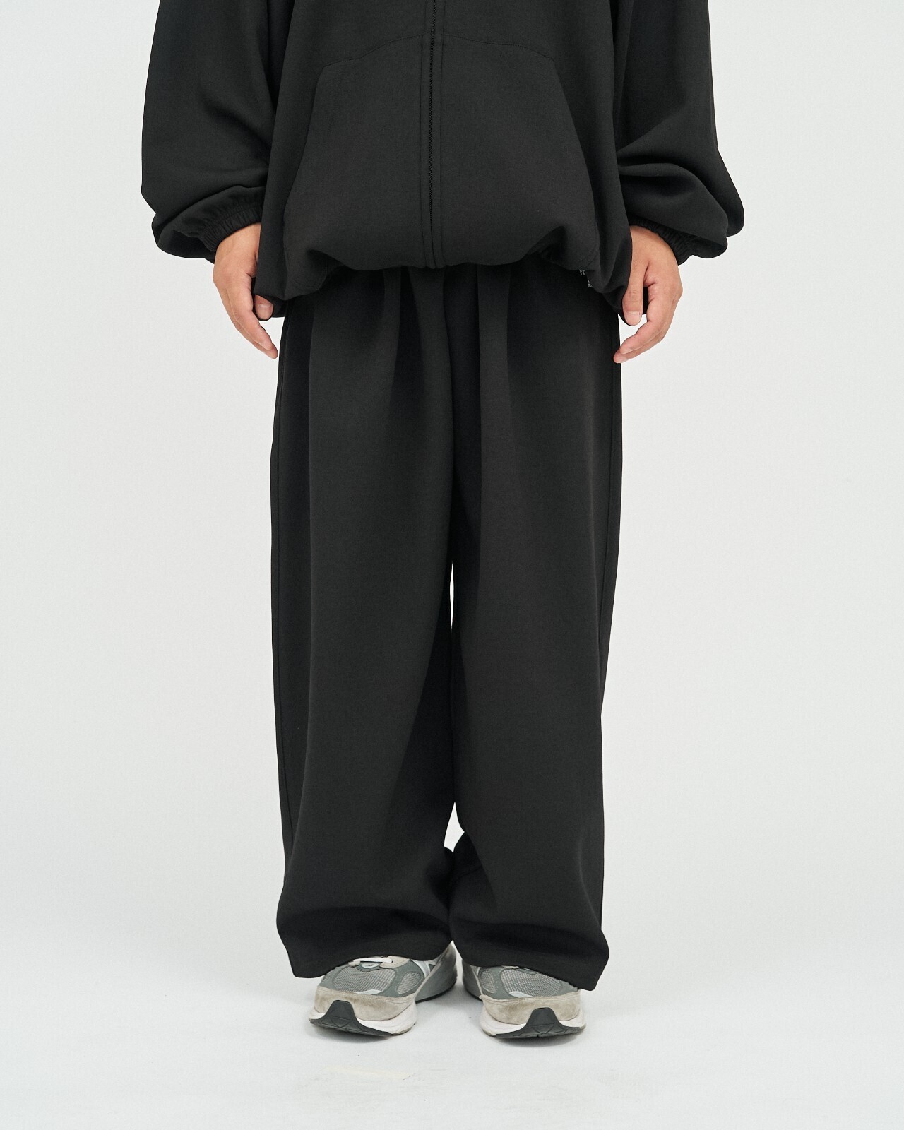 FreshService MENS EXPEDITION COMFORT PANTS IMAGE1