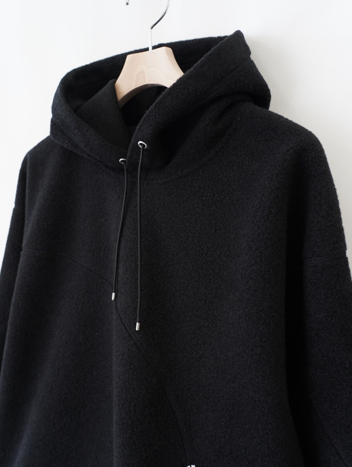 Abelia Edoward Goucha 남성 FRACTURE HOODIE 이미지21