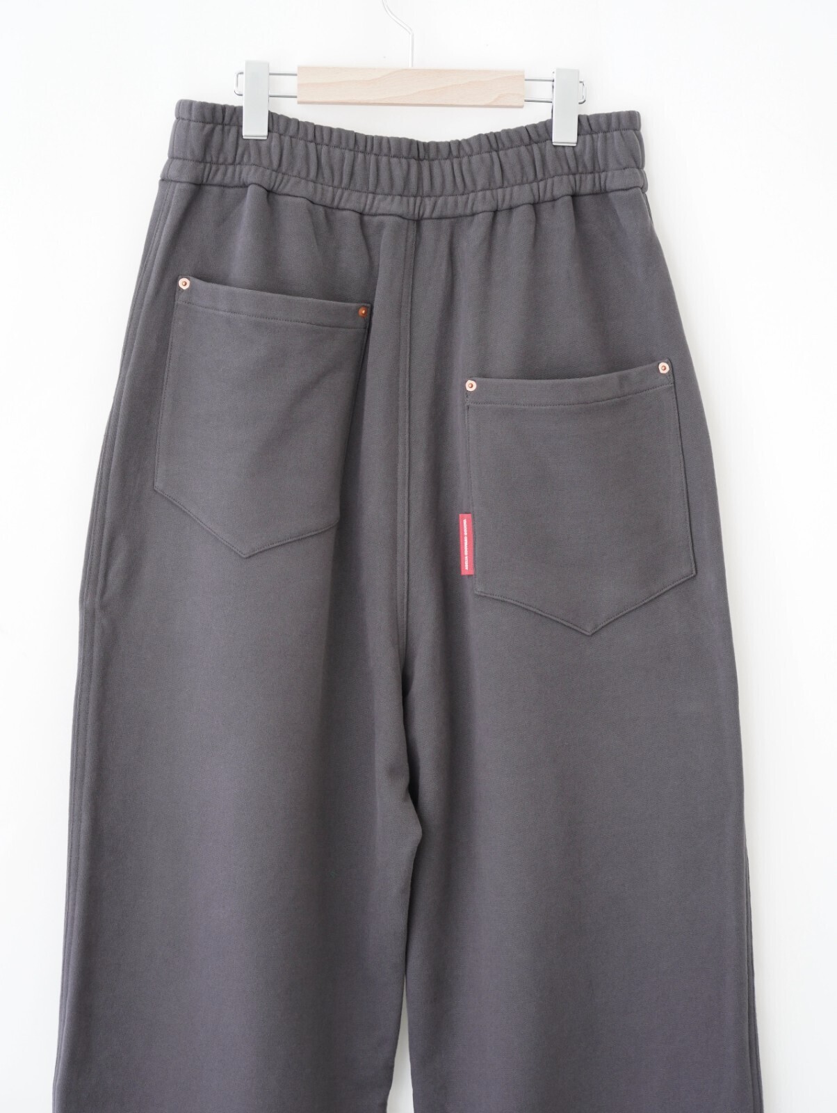 アベリア エドワード ゴーチャ メンズ エコースウェットパンツ 画像8