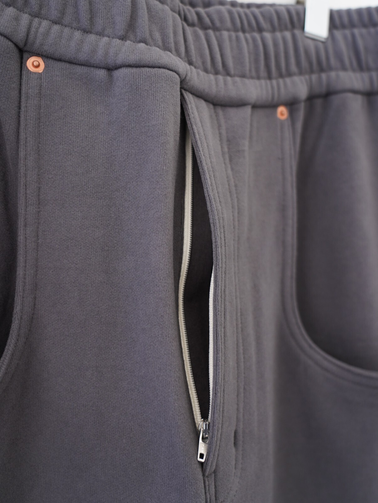 アベリア エドワード ゴーチャ メンズ エコースウェットパンツ 画像10