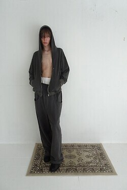 Abelia Edoward Goucha 남성 ECHO SWEAT PANTS 이미지13