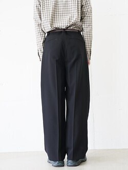 BISOWN 남성 Suoer120's WO PLEATS TUCK SLACKS 이미지4