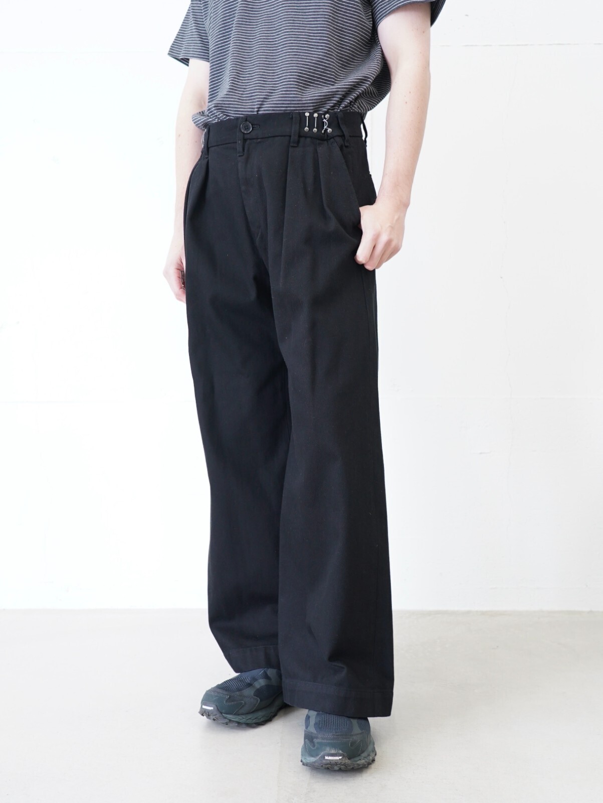 ダイリク メンズ ワイドタックチノパンツ 画像23