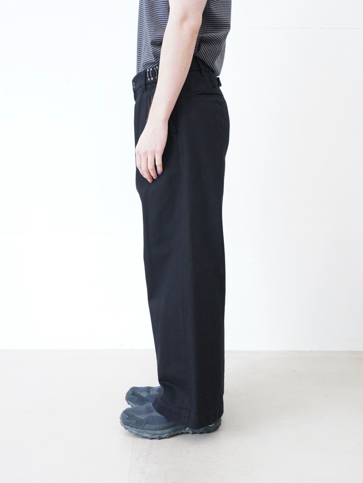 ダイリク メンズ ワイドタックチノパンツ 画像25