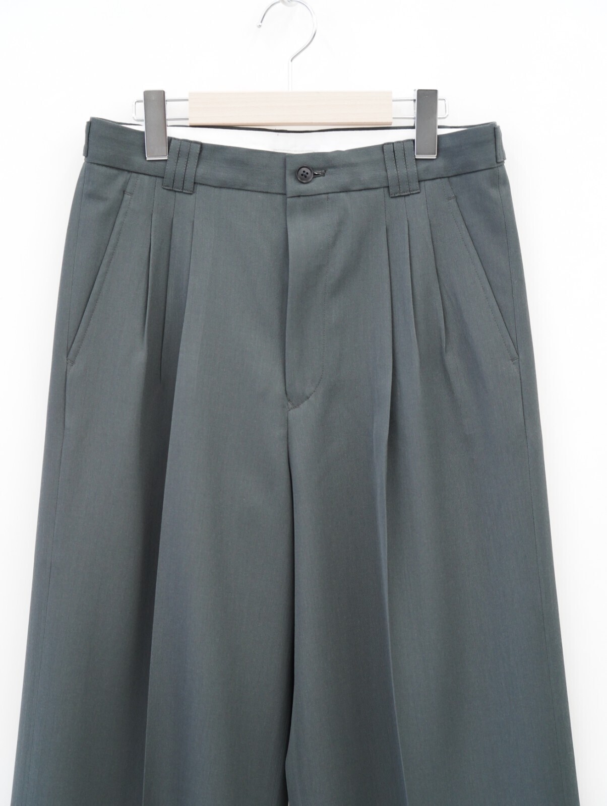 YOKE 남성 3pleated Wide-leg Trousers 이미지9