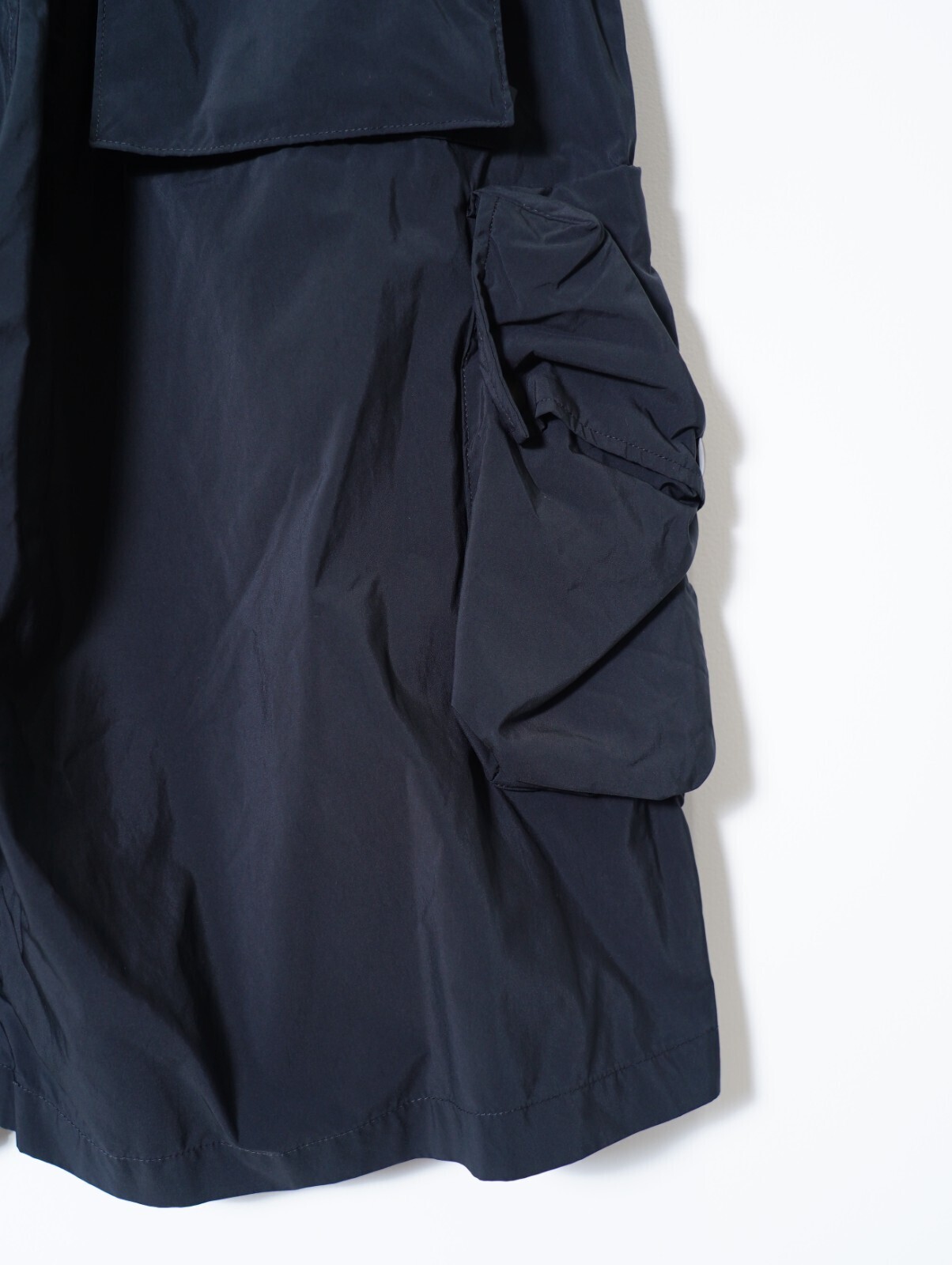YOKE 남성 NYLON MULTI POCKET SHORTS 이미지19