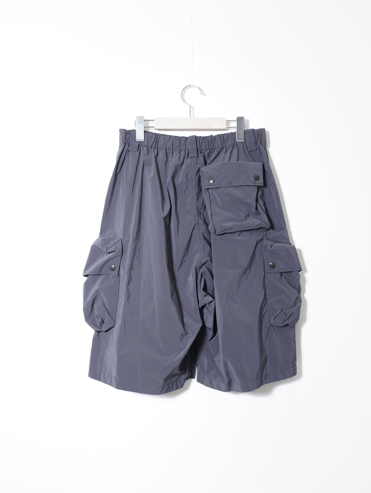 YOKE 남성 NYLON MULTI POCKET SHORTS 이미지2