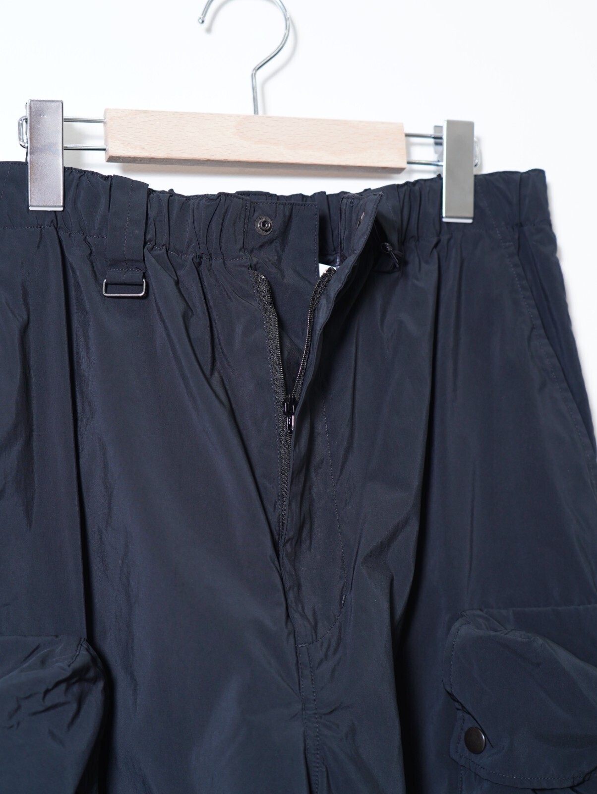 YOKE 남성 NYLON MULTI POCKET SHORTS 이미지15