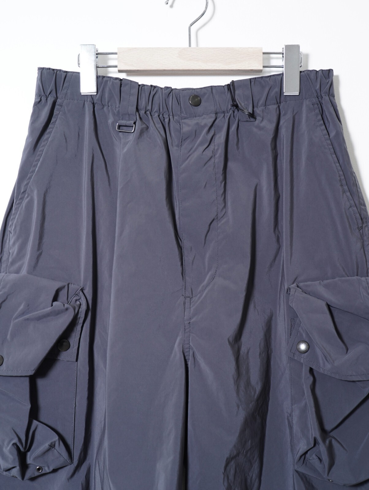 YOKE 남성 NYLON MULTI POCKET SHORTS 이미지3