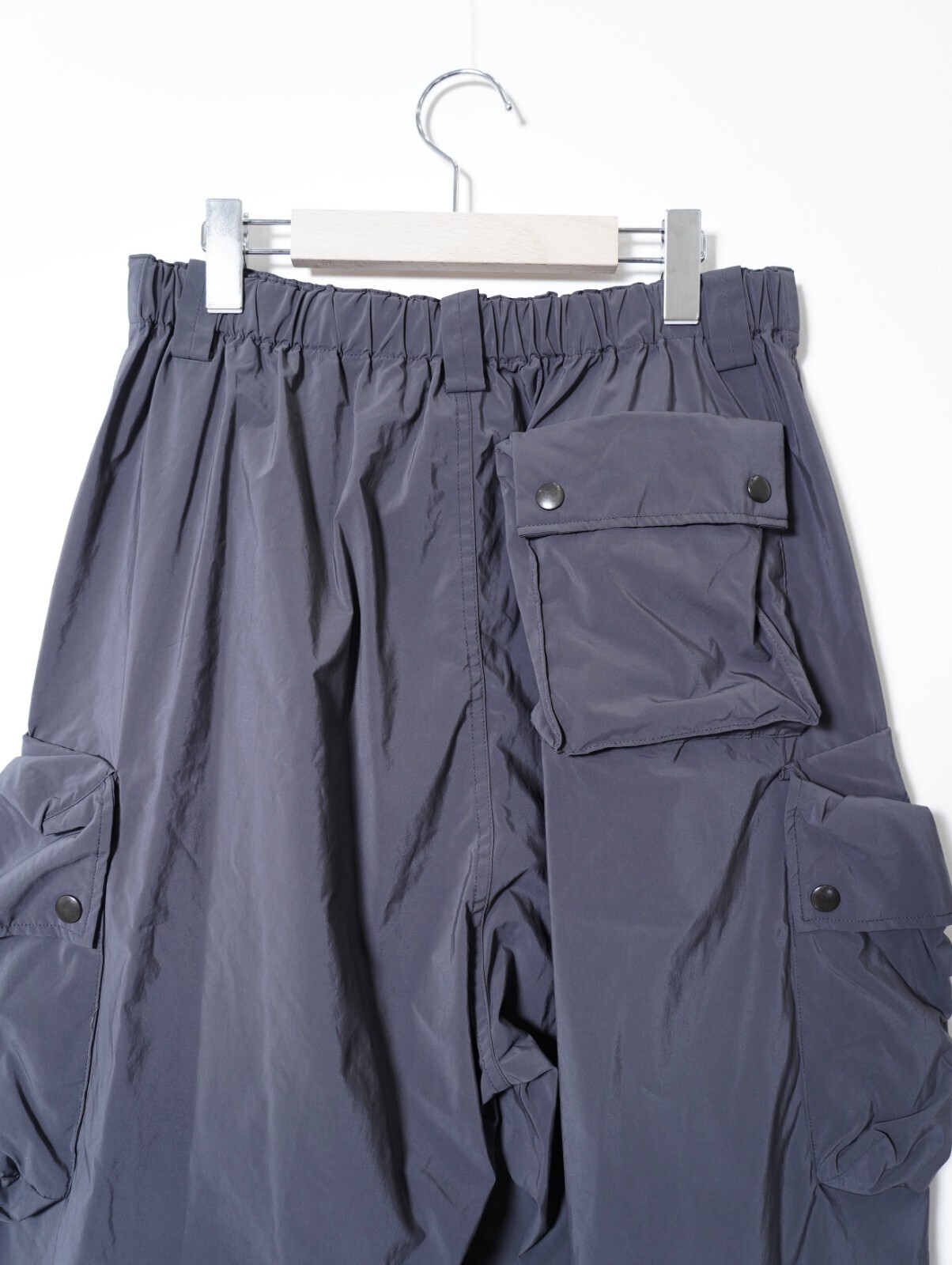 YOKE 남성 NYLON MULTI POCKET SHORTS 이미지6