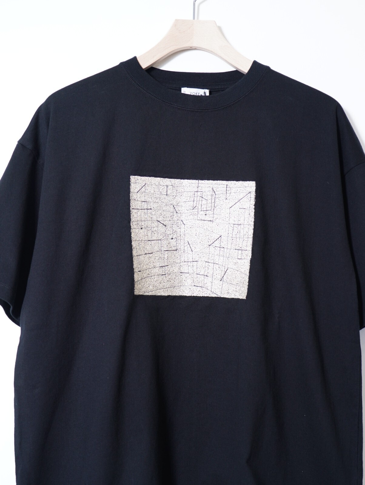 YOKE 남성 EMBROIDERY T-SHIRT 이미지3