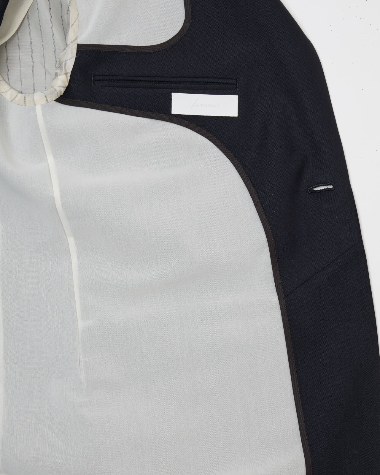 IRENISA 남성 MODIFIED SHAWL COLLAR JACKET (26SS) 이미지6