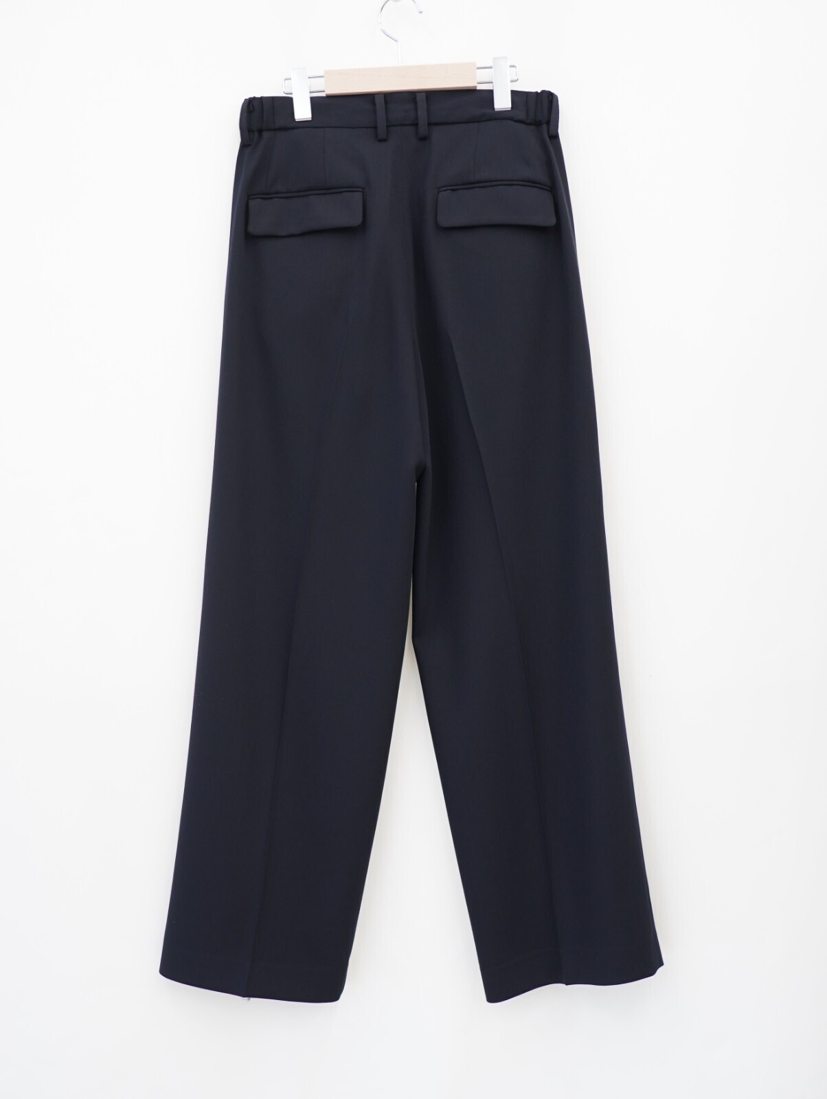 IRENISA 남성 TWO TUCKS WIDE TROUSERS (26SS) 이미지7