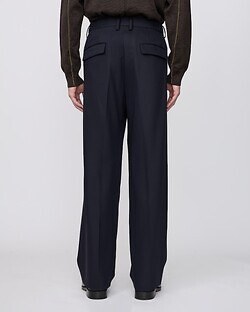 IRENISA 남성 TWO TUCKS WIDE TROUSERS (26SS) 이미지3