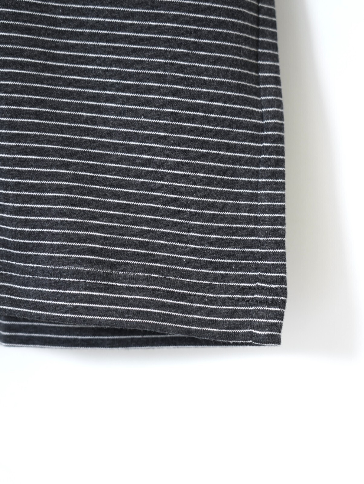 KHOKI MENS Hand-Embroidered Stripe T-Shirt IMAGE17