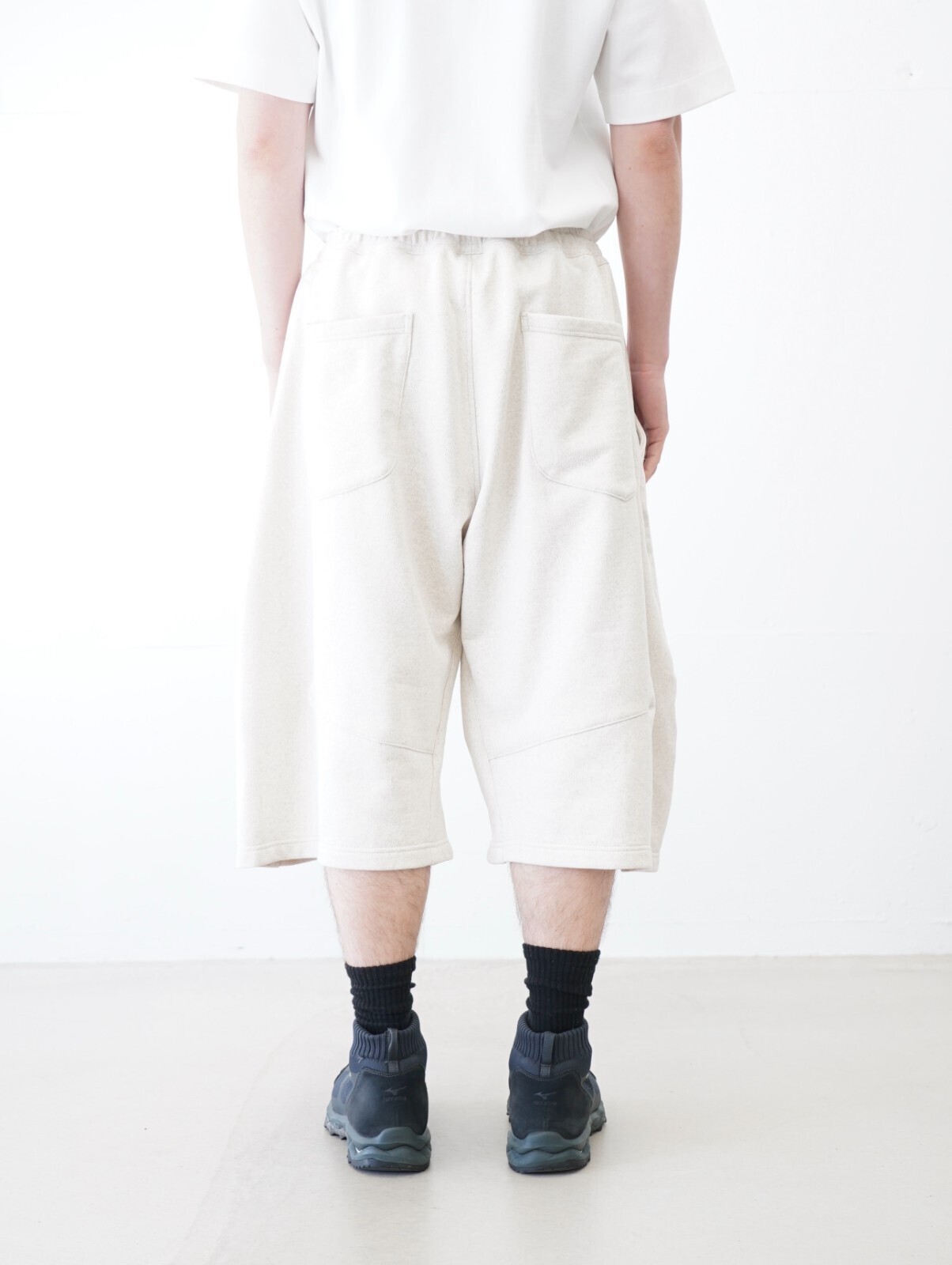 KHOKI 男士 Pleated Balloon Sweat Shorts 圖片3