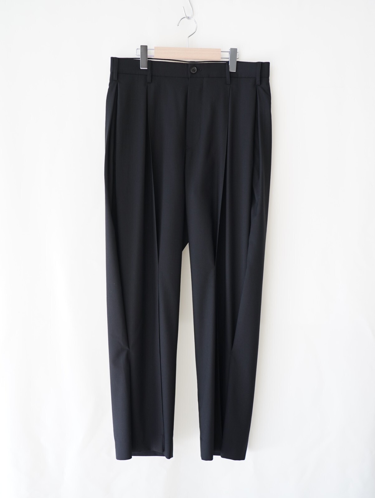 KHOKI MENS Pleated Dress Pants IMAGE1