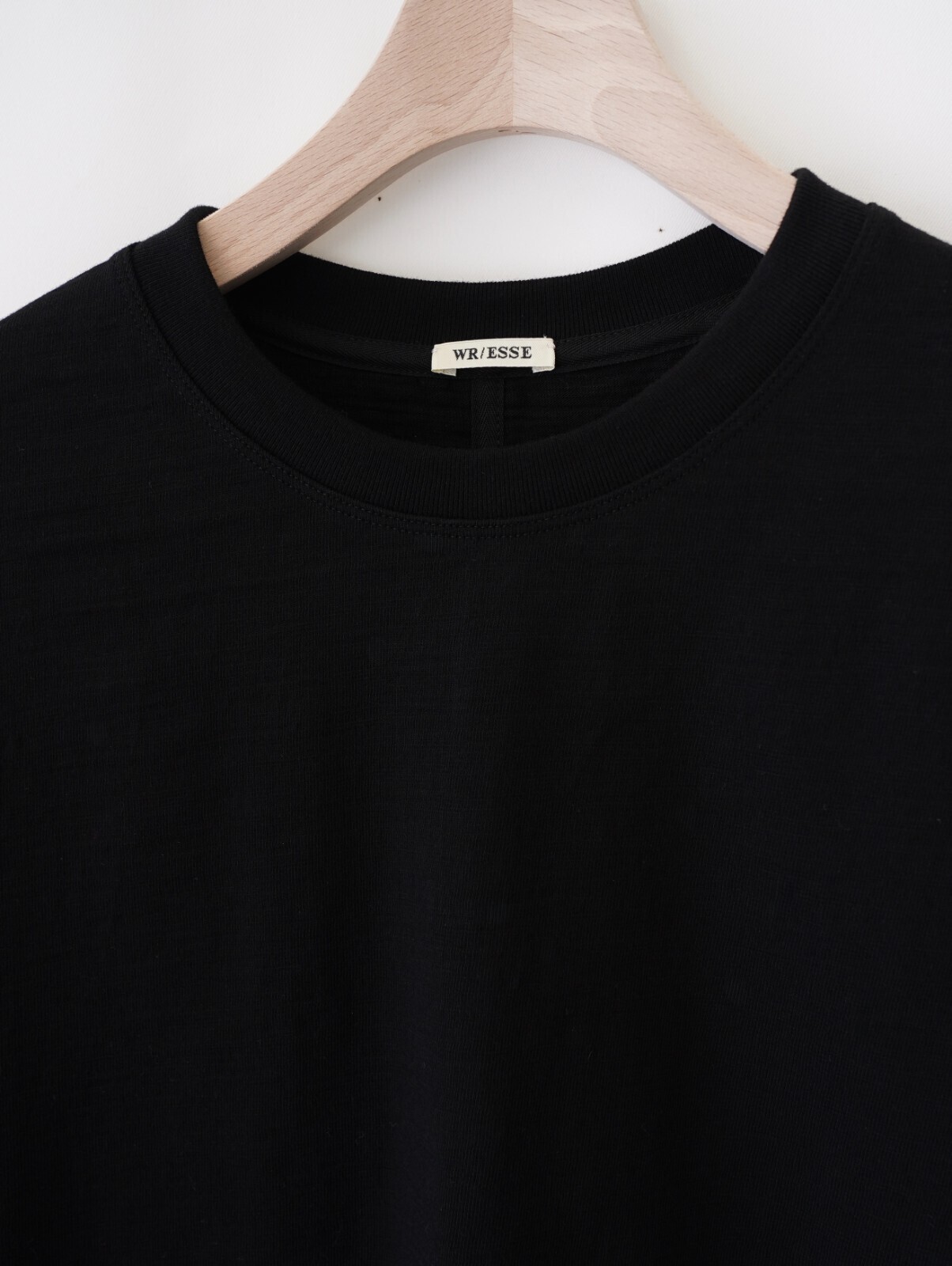 WONDER ROOM ESSE WOMENS & MENS The Plain "SHADOW" Tee IMAGE7
