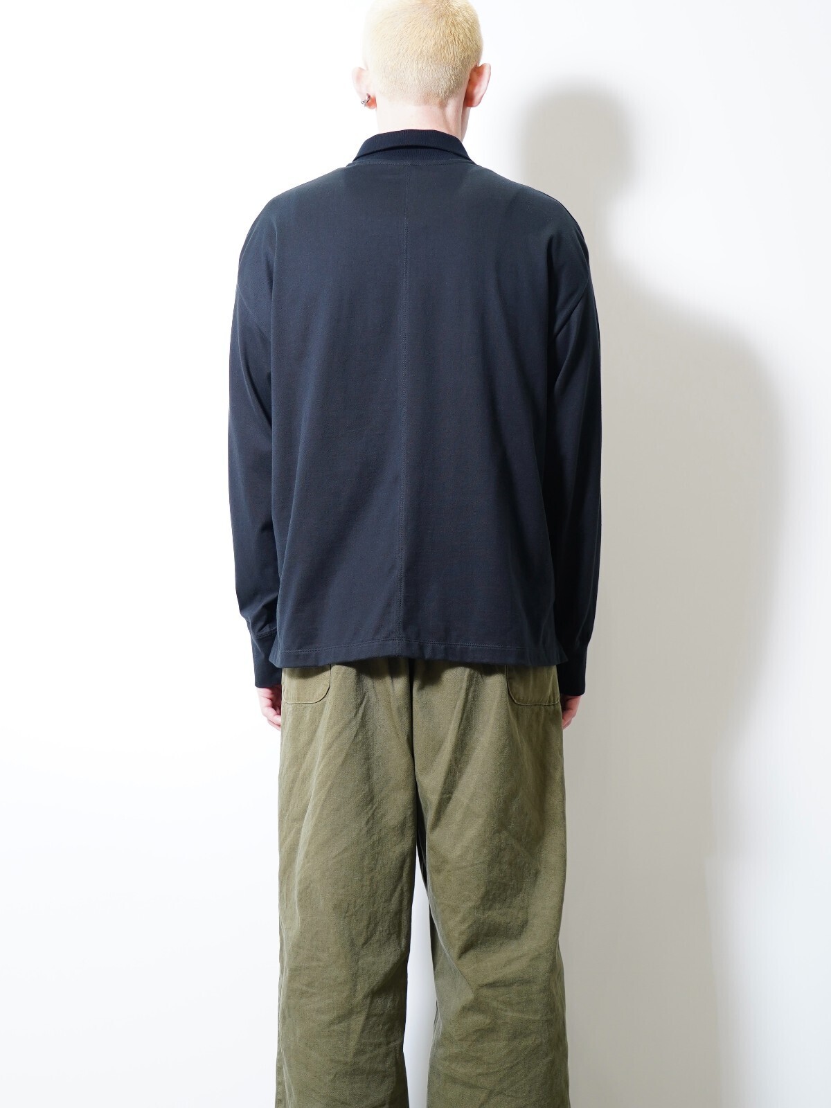 WONDER ROOM ESSE 여성 & 남성 The Pause "CAMELLIA" Skipper Shirt 이미지25